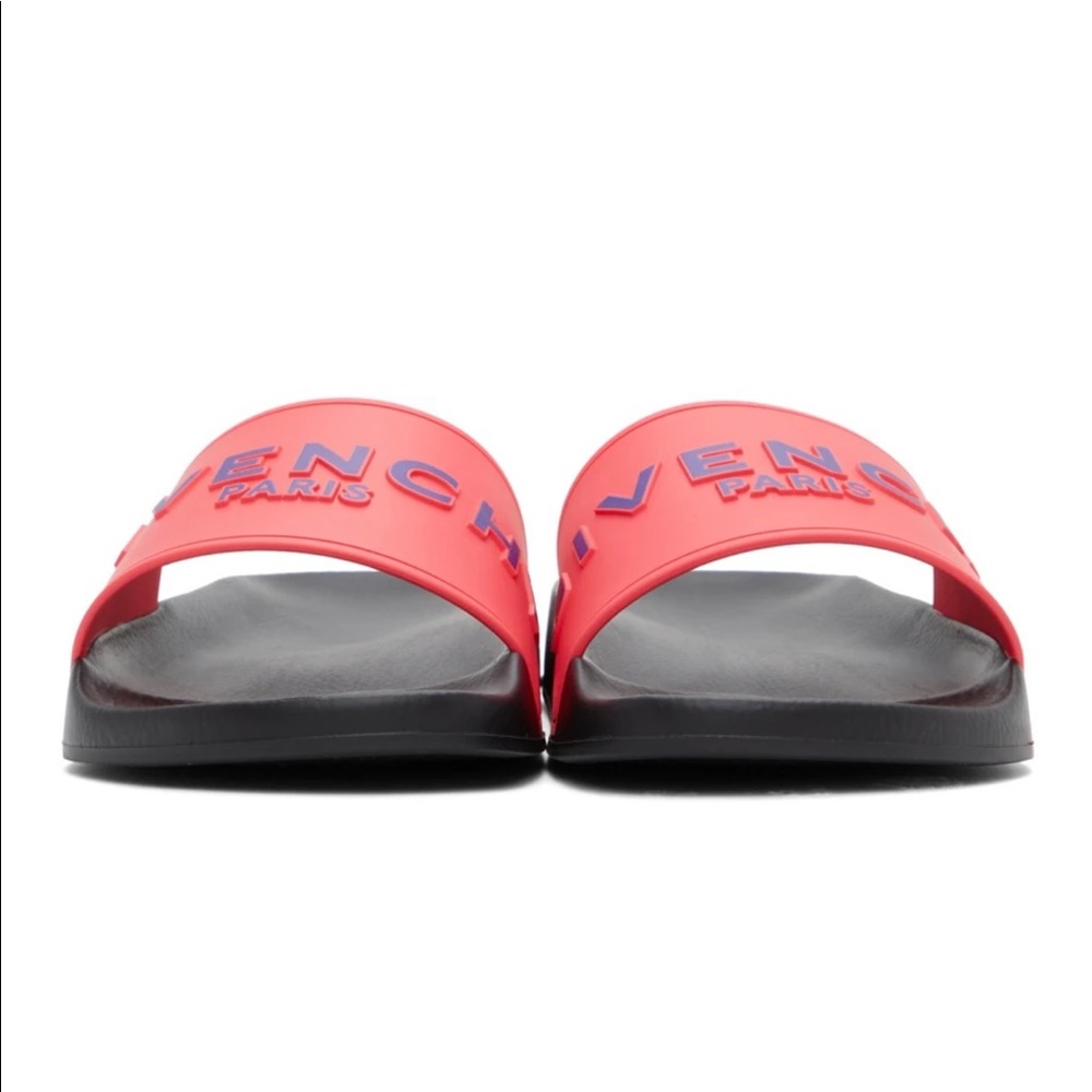 Givenchy  Pink Logo Slides